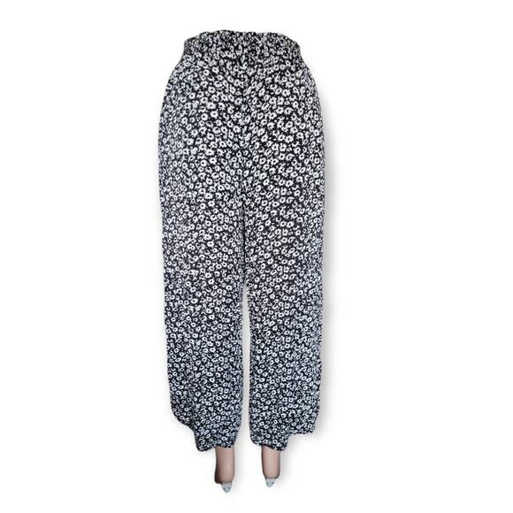 Urban OutfittersWide Leg Pants Women's Size Small Black Floral Print Fiesta Slit - Picture 6 of 11